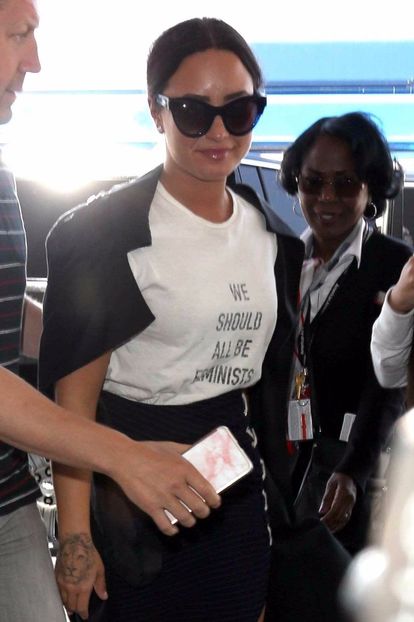  - x 2017 Arriving at LAX Airport - June 30