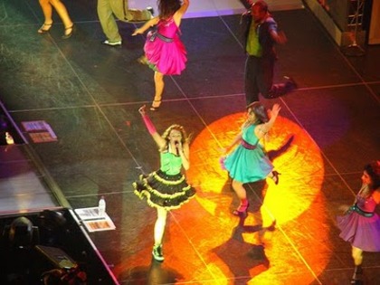 2061122060_eb7cc2cc34 - Miley Cyrus 2