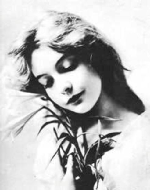 Gish206 - Lillian Gish