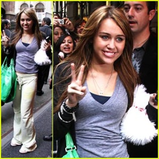 miley-cyrus-rachael-ray - Miley Cyrus PEACE