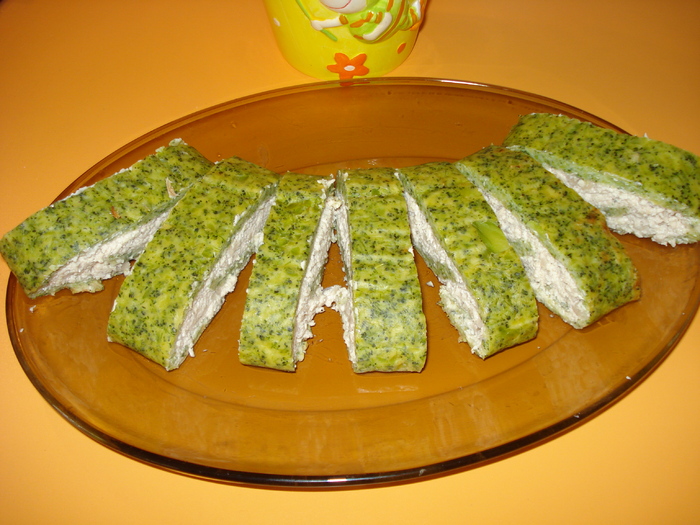 RULADA CU BROCOLI SI PIEPT DE PUI - GUSTOS