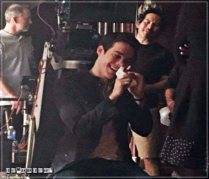 ∵∴ʷ͠ʳ͠ᵉ͠ᵃ͠ᵏ ͠ʰ͠ᵃ͠ᵛ͠ᵒ͠ᶜ͠ ❜☇ * chicotește și îi dă un pup pe nas apoi se ridică. * Bine, hai să ne cl - this is - mystic hospital