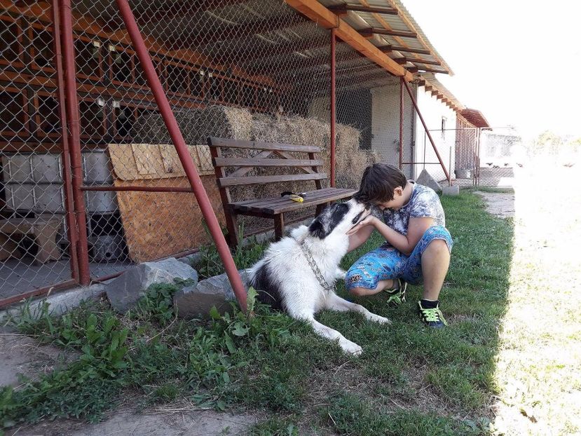 ASIA - CENTRALA FEMELĂ - ASIA - CENTRALĂ