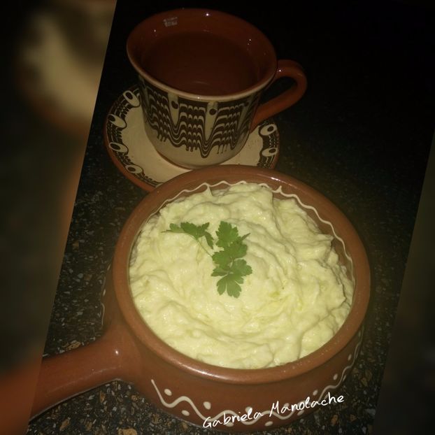 Salata de dovlecei cu maioneza si capa - Aperitive