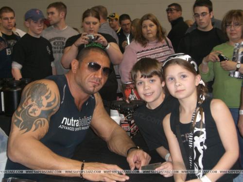 wwe-batista-wallpaper-19_t