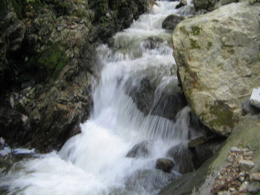 De la Cascada Scoruș - Vacanța 2017