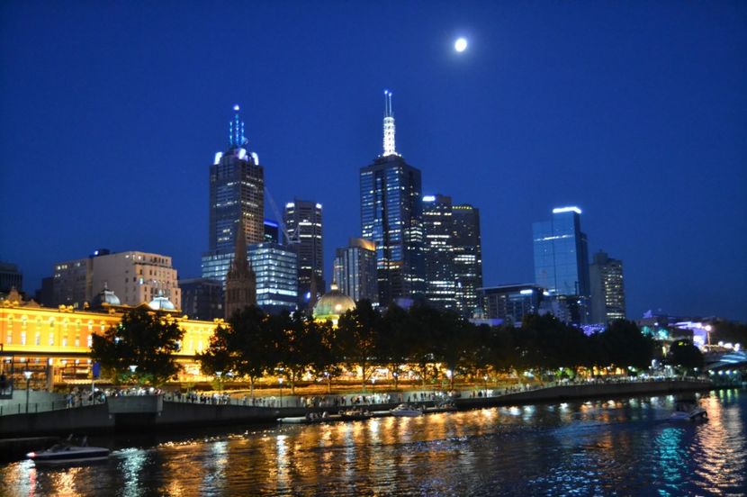  - Melbourne oras si Gradina Botanica Regala