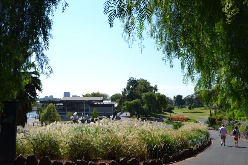  - Melbourne oras si Gradina Botanica Regala