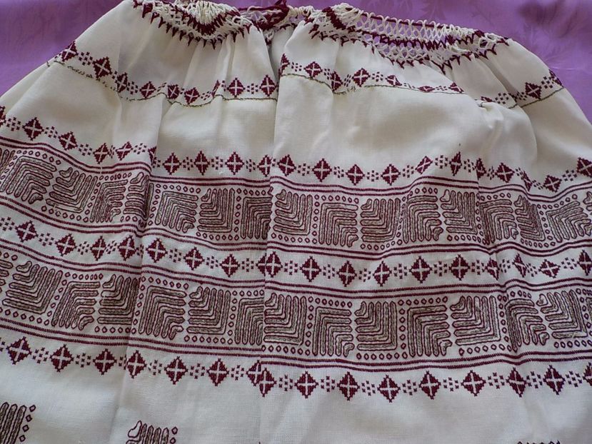  - colectie proprie de costume traditionale