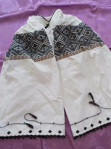  - colectie proprie de costume traditionale