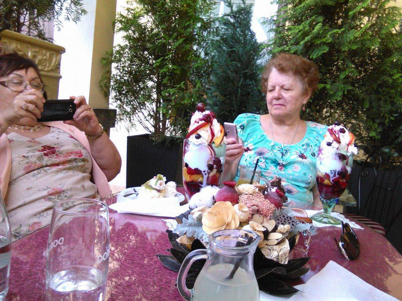 20182324_1633714356641021_740274577_o - ziua lui Mariana 2017