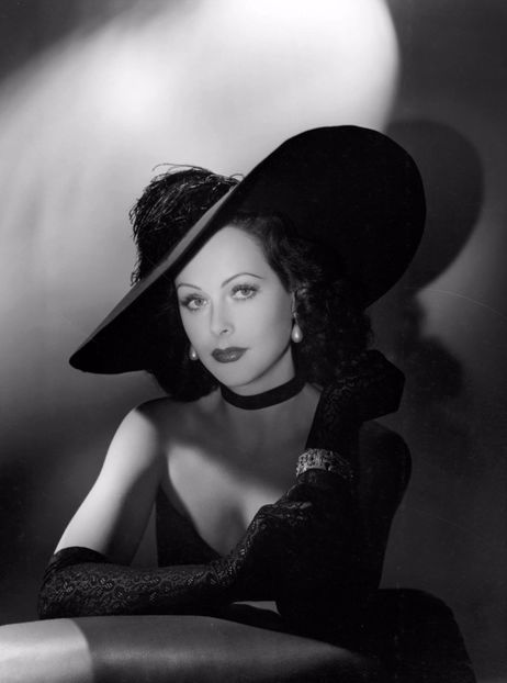 hedy_portrait_1940s_03 - Hedy Lamarr