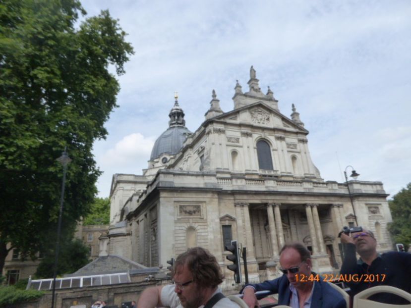 P1040431 - LONDON 22 AUG 2017