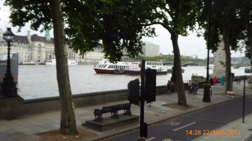 P1040439 - LONDON 22 AUG 2017