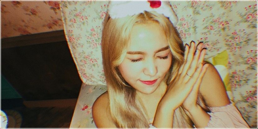 「 Day72 — 예리 — 24.08.2017 」 - X - RED like a perfect VELVET