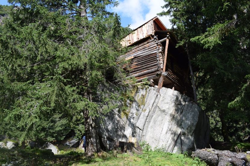  - 2017 -Obarsia Lotrului - a doua zi - traseul cu Refugiul Agatat