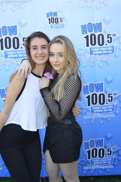sabrina-carpenter-now100.fm-meet-and-greet-in-sacramento-march-2016-18 - poze care imi vor trebui 04