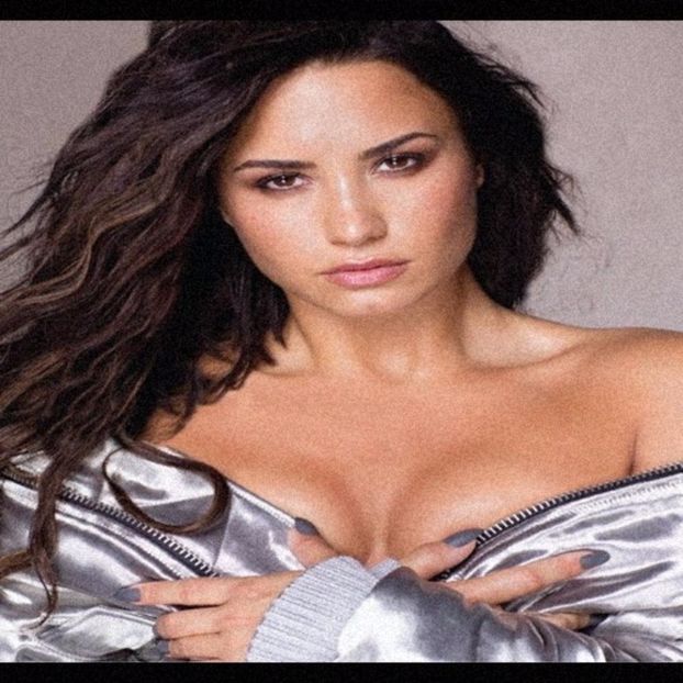 ♡ This picture was posted on 3Septembrie. - trying to be a rainbow challenge2