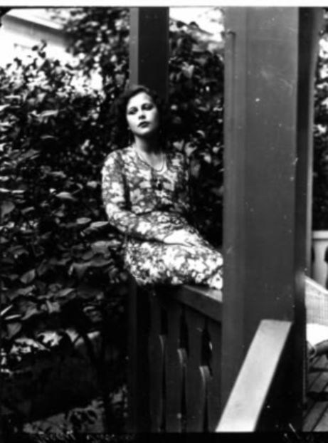 hedyyoungstillsmallversion873f - Hedy Lamarr