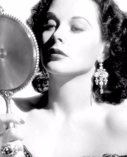 dishonoured  lady - Hedy Lamarr