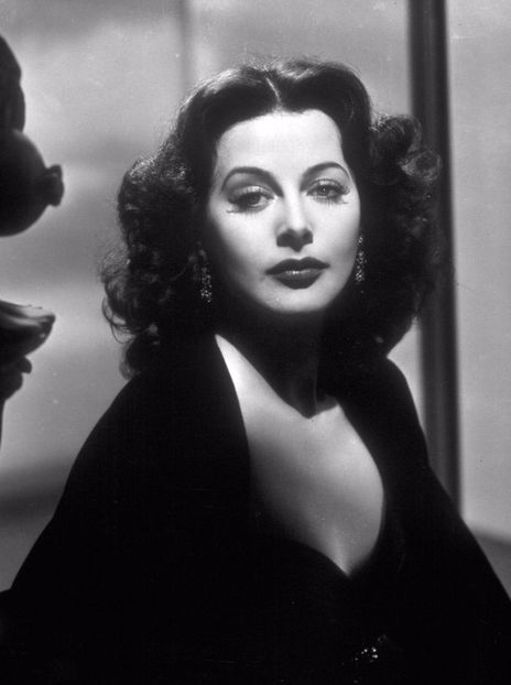 hedy_portrait_1940s_09 - Hedy Lamarr