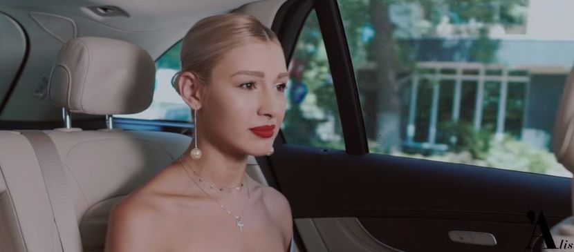 bandicam 2017-09-05 21-20-14-542 - a Alina - Ali poze noi dar puse recent 12