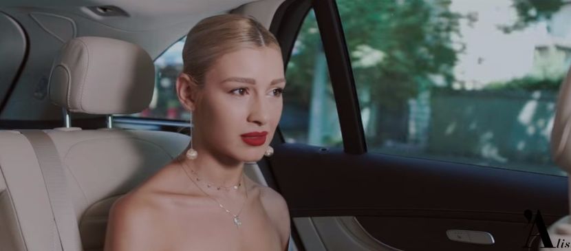 bandicam 2017-09-05 21-20-15-981 - a Alina - Ali poze noi dar puse recent 12