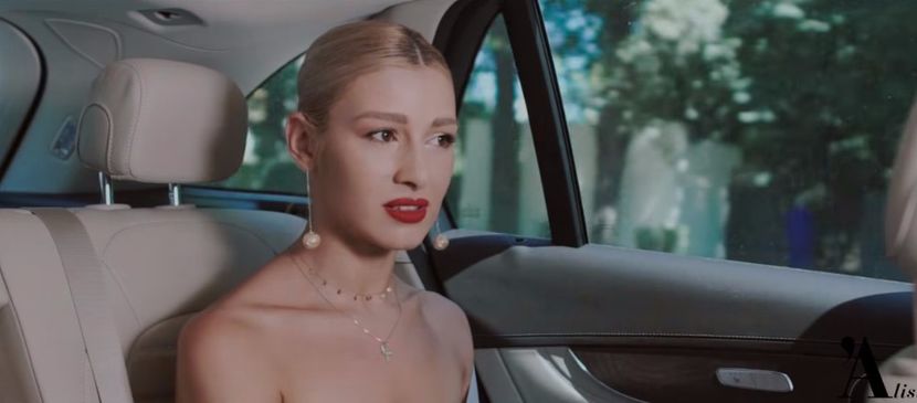 bandicam 2017-09-05 21-20-27-032 - a Alina - Ali poze noi dar puse recent 12