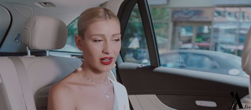 bandicam 2017-09-05 21-21-38-803 - a Alina - Ali poze noi dar puse recent 12