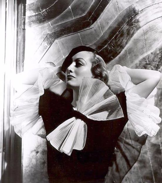 j cr - Joan Crawford