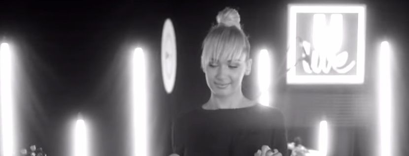 bandicam 2017-09-08 17-36-17-696 - a Alina - Ali poze noi dar puse recent 12