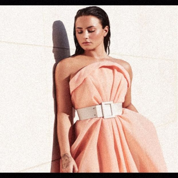 ♡ This picture was posted on 9Septembrie. - trying to be a rainbow challenge2