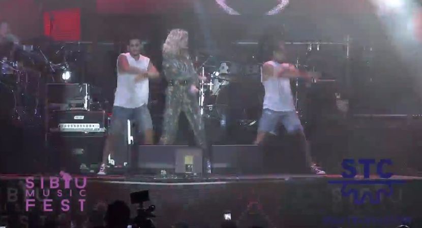 bandicam 2017-09-09 22-07-58-355 - 01 Ereteam concert SIBIU MUSIC FEST