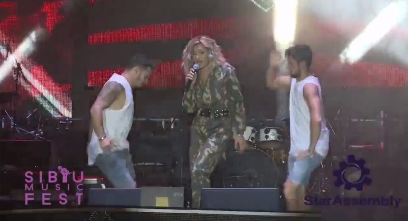 bandicam 2017-09-09 22-08-40-447 - 01 Ereteam concert SIBIU MUSIC FEST