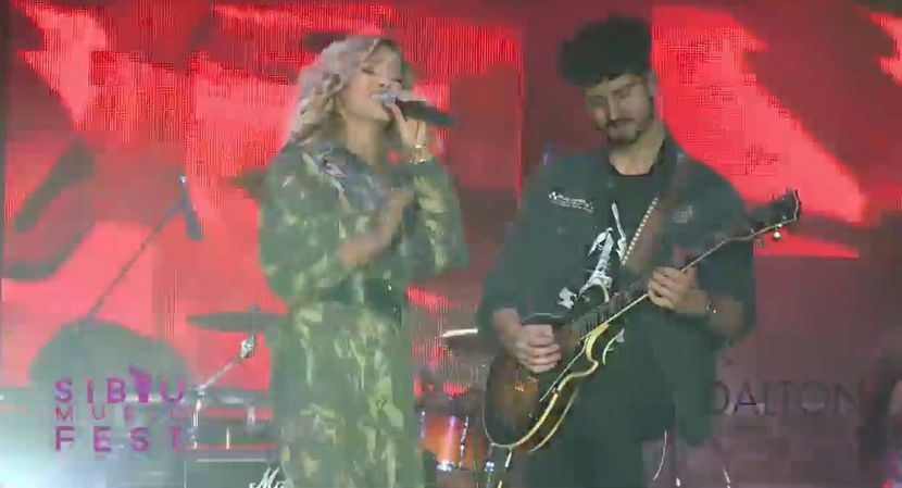 bandicam 2017-09-09 22-09-13-289 - 01 Ereteam concert SIBIU MUSIC FEST