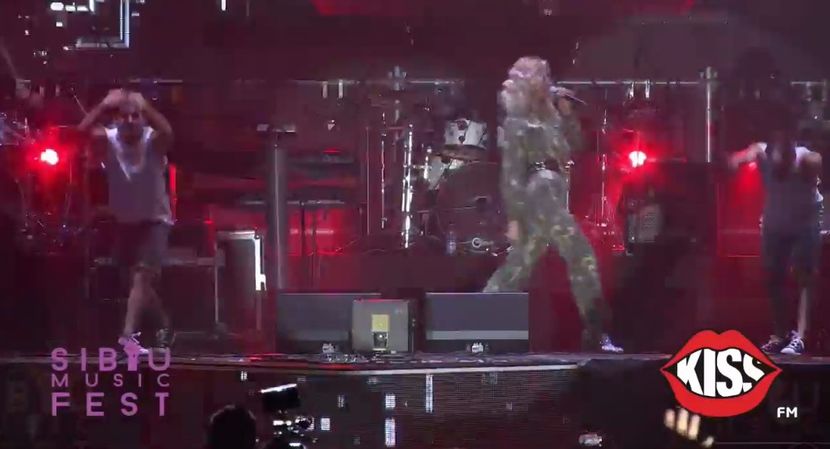 bandicam 2017-09-09 22-12-24-463 - 01 Ereteam concert SIBIU MUSIC FEST