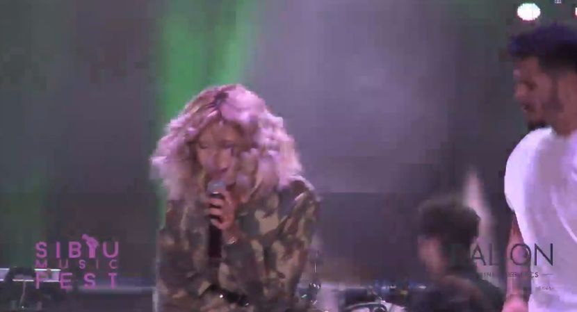 bandicam 2017-09-09 22-23-18-780 - 01 Ereteam concert SIBIU MUSIC FEST