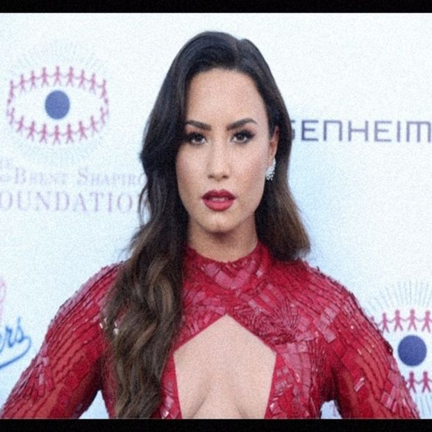 ♡ This picture was posted on 12Septembrie. - trying to be a rainbow challenge2