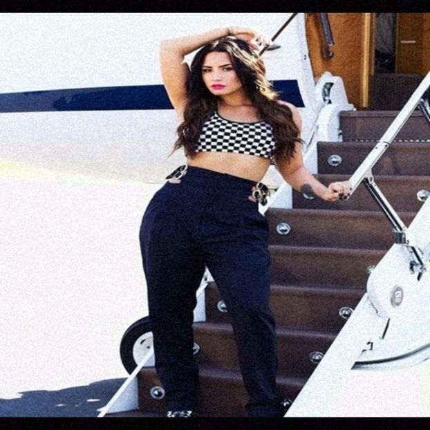 ♡ This picture was posted on 13Septembrie. - trying to be a rainbow challenge2