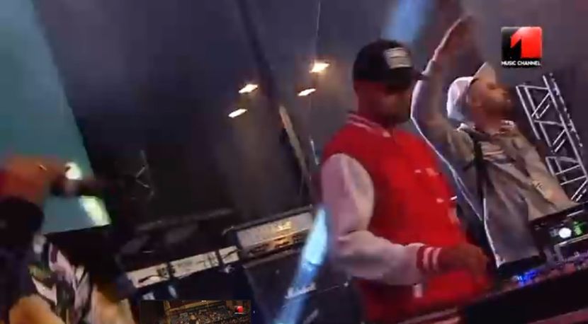 bandicam 2017-09-17 23-17-31-463 - 01 ae - pmv - 4