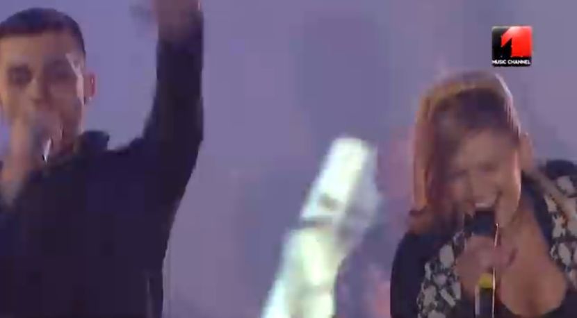 bandicam 2017-09-17 23-17-40-326 - 01 ae - pmv - 4