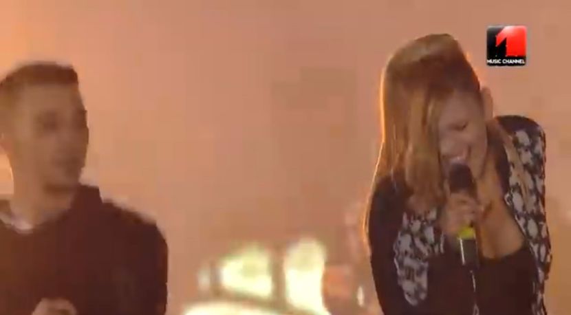 bandicam 2017-09-17 23-17-40-882 - 01 ae - pmv - 4