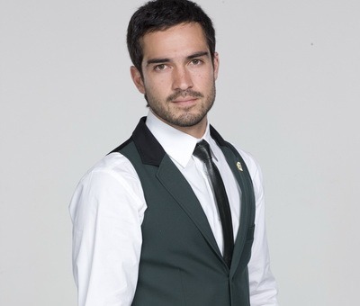 PEJMMSCXNKCUTHHPYKV - Alfonso Herrera