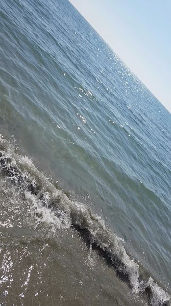 Snapchat-864407447 - 2017 08 08 TEL VLAD CO MARE