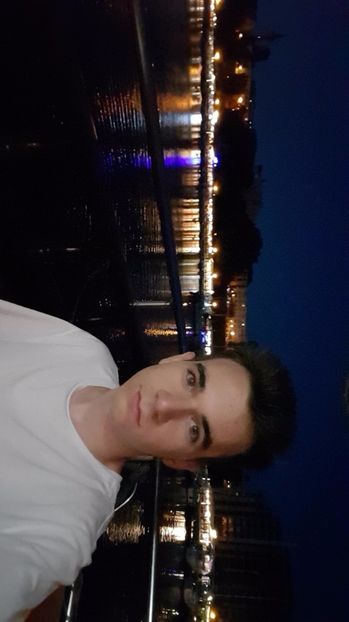 Snapchat-1709130171 - 2017 08 08 TEL VLAD CO MARE