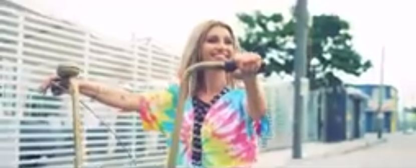 bandicam 2017-09-25 19-54-08-423 - a Alina - Ali poze noi dar puse recent 12