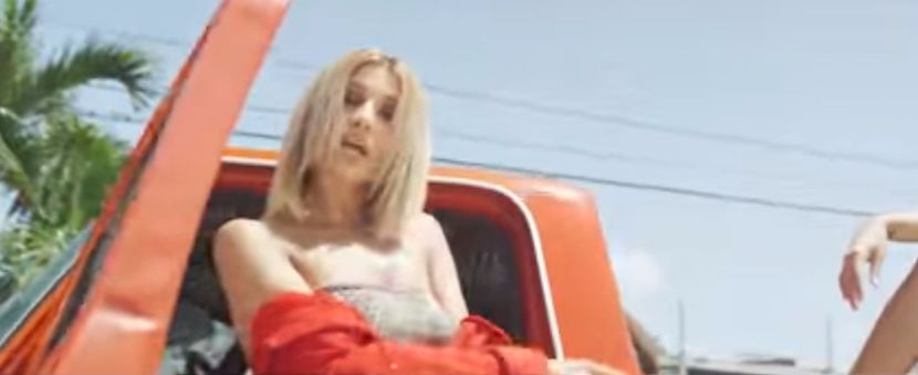 bandicam 2017-09-26 18-59-36-603 - A - Out of my mind