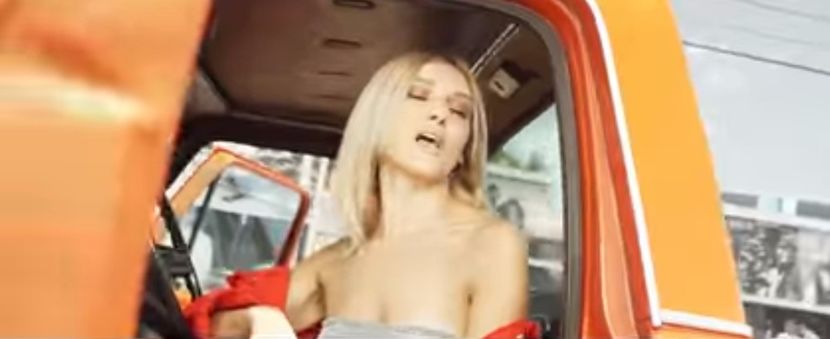 bandicam 2017-09-26 18-59-36-921 - A - Out of my mind