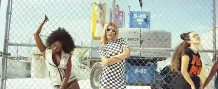 bandicam 2017-09-26 19-00-26-559 - A - Out of my mind