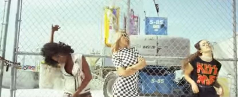 bandicam 2017-09-26 19-00-26-839 - A - Out of my mind